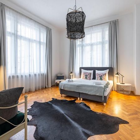 Charming 1 Bedroom Apartment In The City Center Of Prague Exterior photo