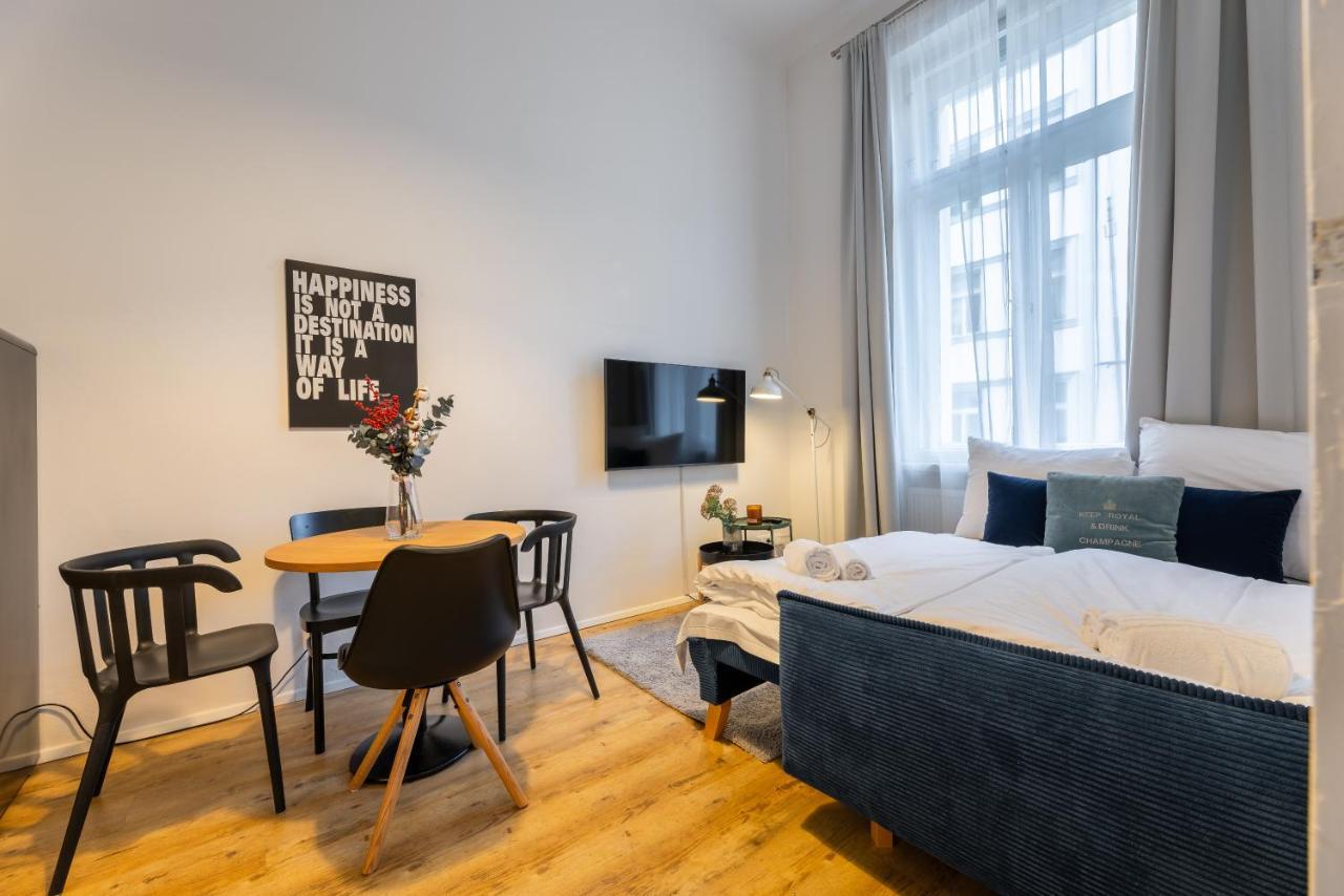 Charming 1 Bedroom Apartment In The City Center Of Prague Exterior photo