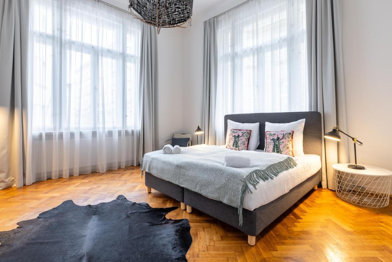 Charming 1 Bedroom Apartment In The City Center Of Prague Exterior photo